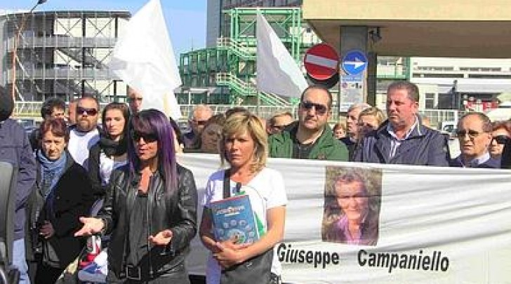 Manifestazione per Giuseppe Campaniello